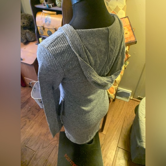 5 for $25- J for Justify Sweater Dress size medium - Picture 9 of 13